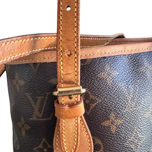 Authentic Louis Vuitton monogram, bucket, shoulder bag, PM SR0948 - Picture 9 of 15
